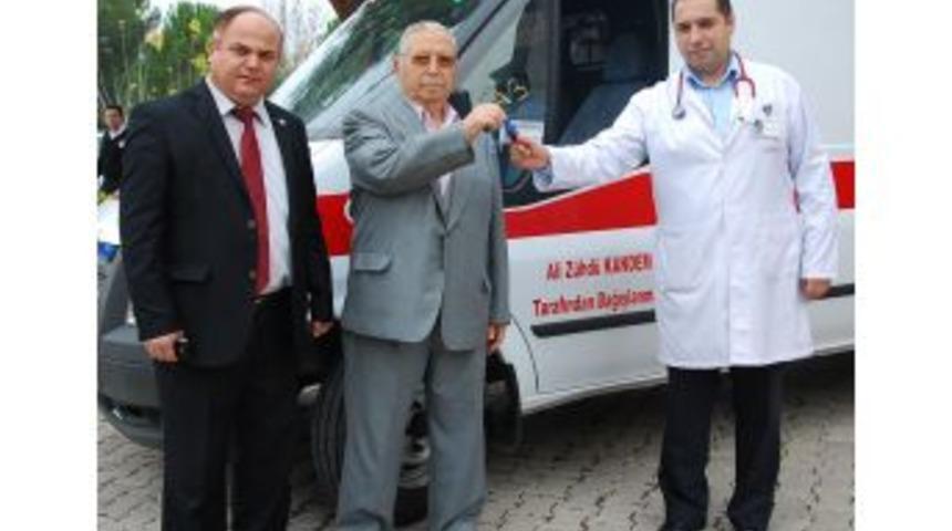 Hayırsever Işadamı Sındırgı Devlet Hastanesi'ne Ambulans Bağışladı
