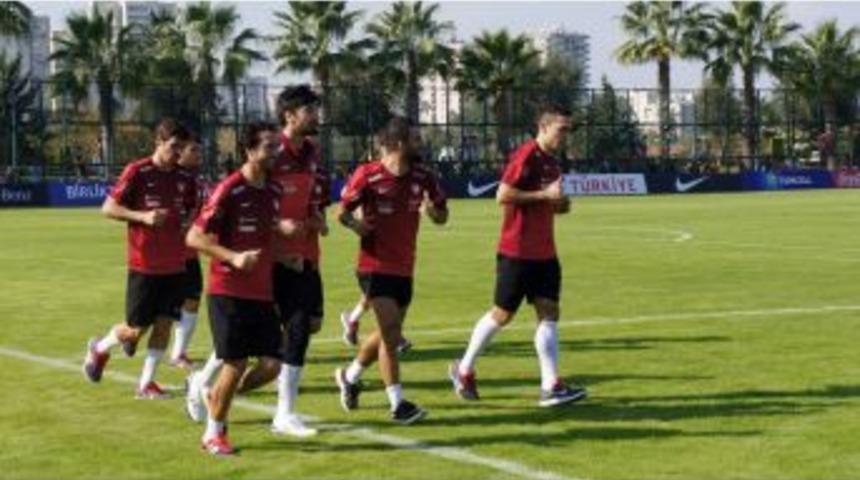 A Milliler, Belarus Maçı Hazırlıklarına Başladı