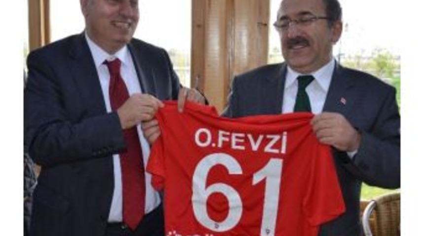 Trabzon Belediyesi&rsquo;nden Amat&ouml;r Spor Kul&uuml;plerine Destek