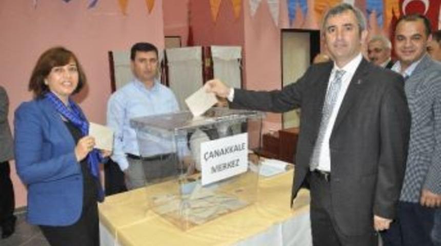 Ak Parti&rsquo;de Temay&uuml;l Yoklaması Yapıldı
