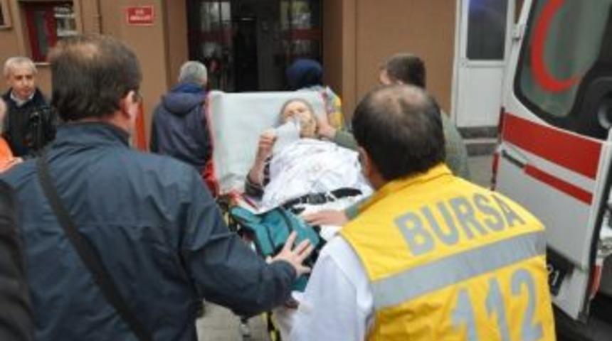 Yaşlı &Ccedil;ifti Engelli Oğulları &Ouml;l&uuml;mden Kurtardı