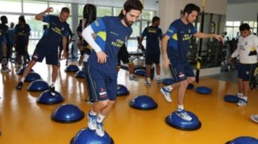 Fenerbah&ccedil;e, Salonda Denge Ve Kuvvet &Ccedil;alıştı