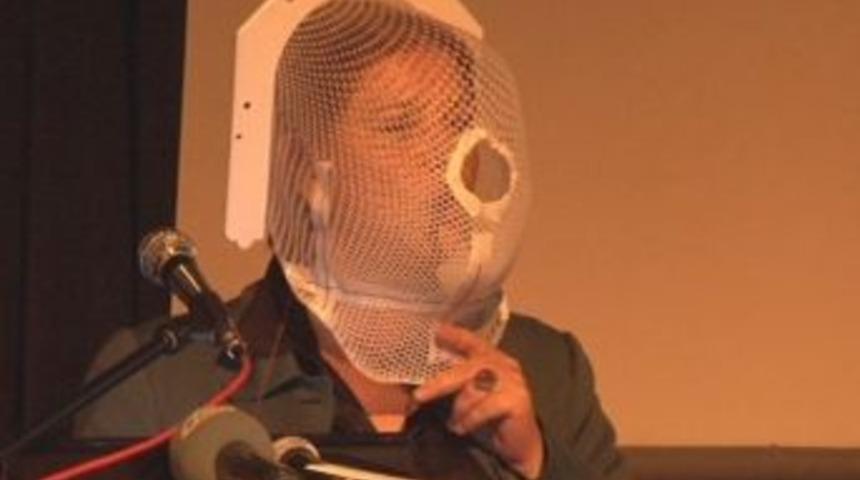 Kanserden Eşini Kaybeden Avukatın Konuşması Ayakta Alkışlandı