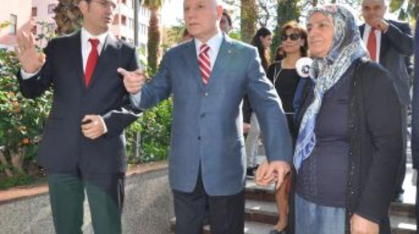 CHP'li Haberal'dan AKP'li G&uuml;ney'e Ge&ccedil;miş Olsun Ziyareti