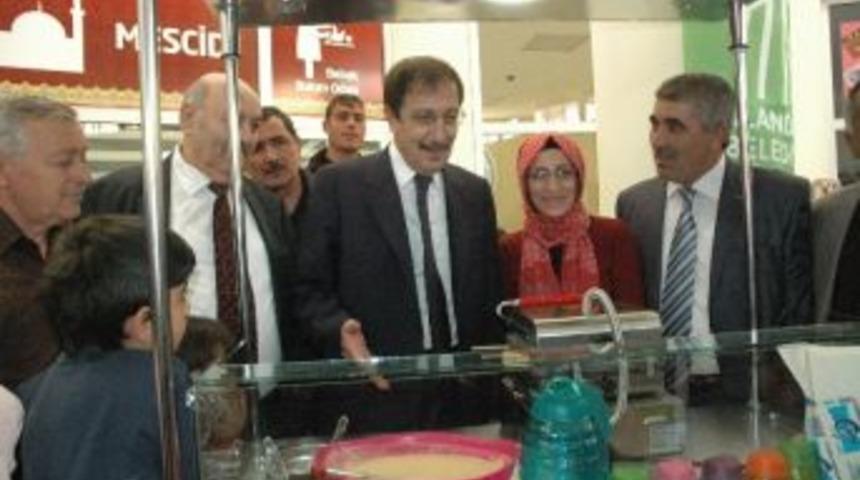 T&uuml;rkiye'de İlk Olan Nene Hatun Hanımlar &Ccedil;arşısı Erzurum'da A&ccedil;ıldı