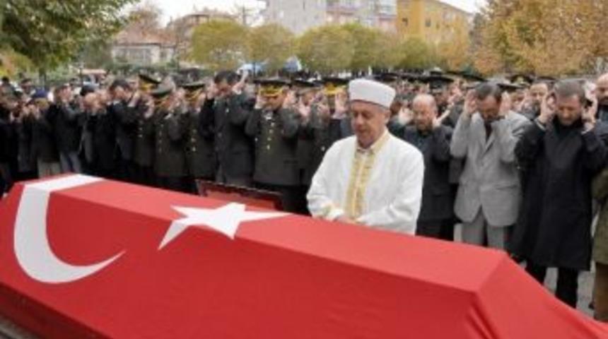 Kazada &Ouml;len Baş&ccedil;avuş Son Yolculuğuna Uğurlandı