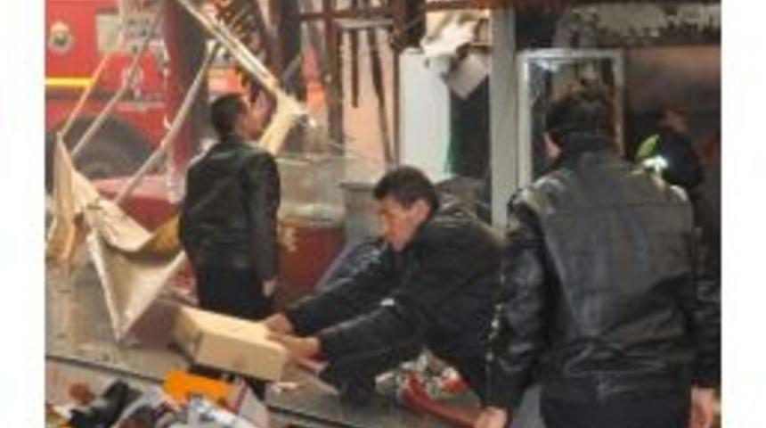 Yangınzede Esnafa 111 Bin Lira Yardım