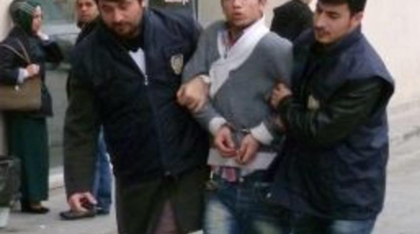 18 Yaşındaki Su&ccedil; Makinesi Yakalandı