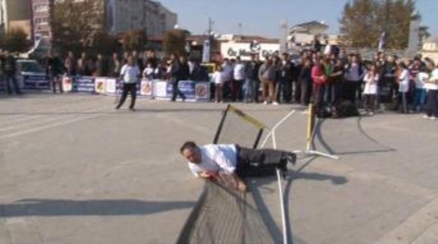 Hababam Sınıfı Tenis Oynadı