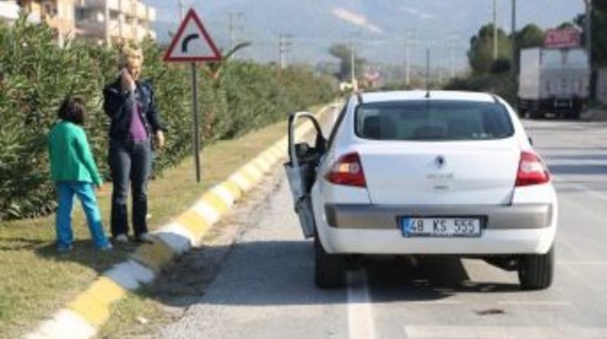 Milas N&uuml;fus M&uuml;d&uuml;r&uuml; Mar&ccedil;alı Ve Eşi Kazada Yaralandı