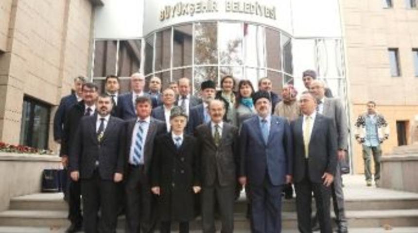 Tatar Meclisi &Uuml;yelerinden Başkan B&uuml;y&uuml;kerşen&rsquo;e Ziyaret