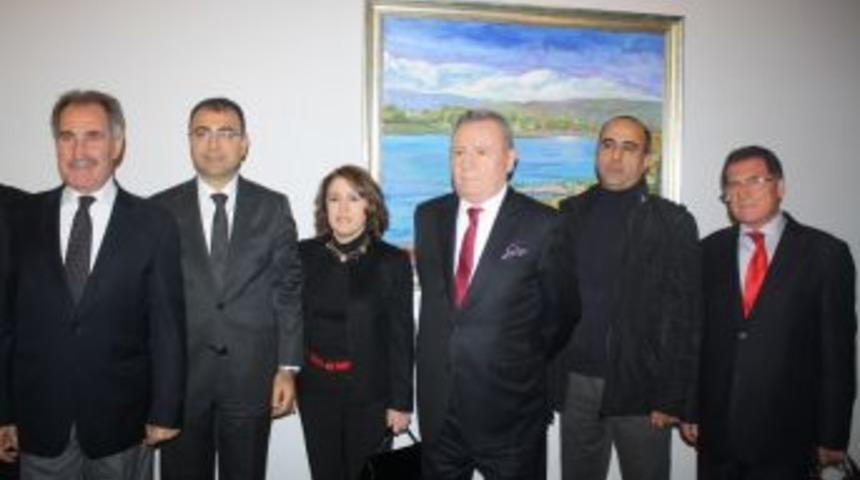 AK Partili Vekilden 18. Kişisel Resim Sergisi