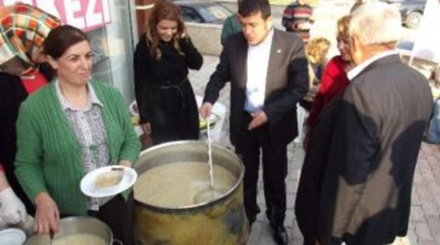 Siyasiler Ve Stk Temsilcileri Aşurede Buluştu