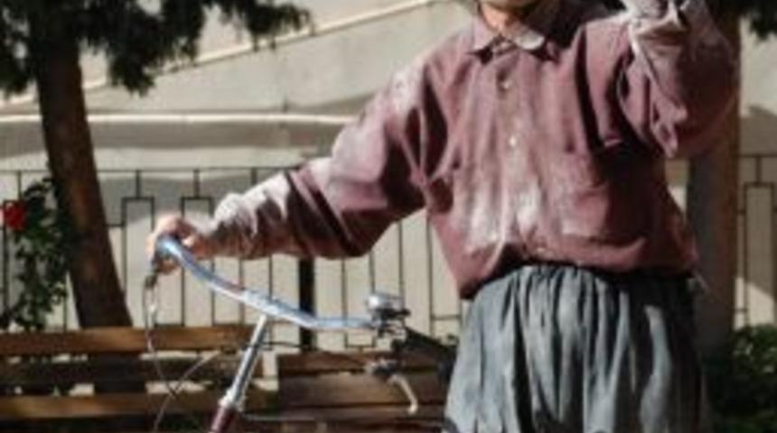 Yaşlı Adamın Bisikletini &Ccedil;alan Zanlı Yakalandı