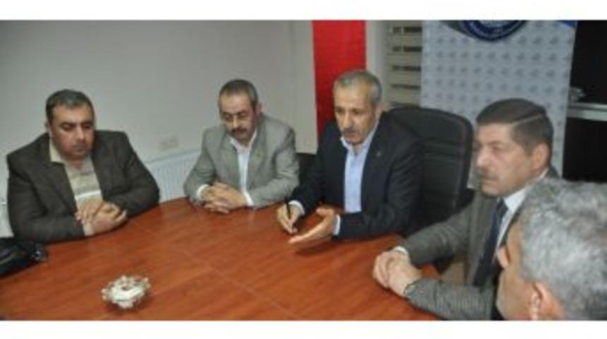 Ak Partili Şahin, Memur-sen&rsquo;i Ziyaret Etti