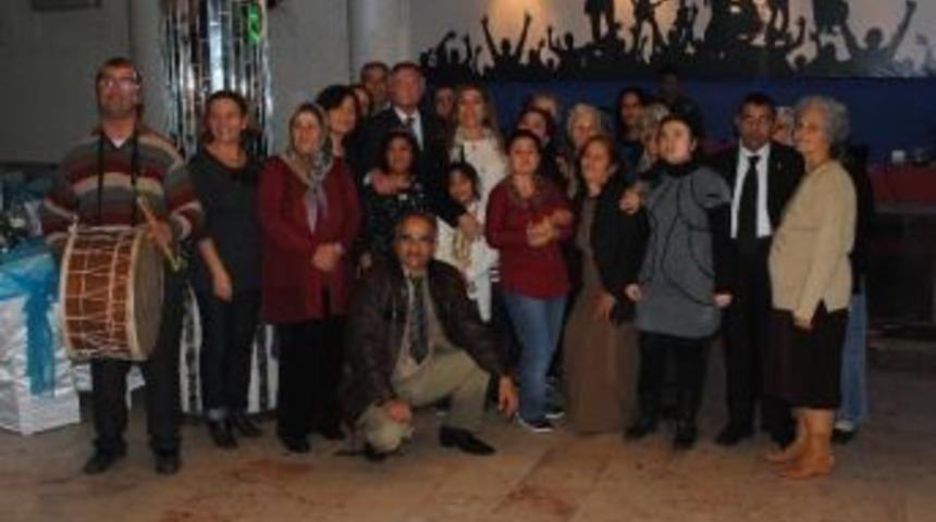 Chp'li Semra Aksakal Kayacan'dan Engellilere &Ouml;zel İlgi