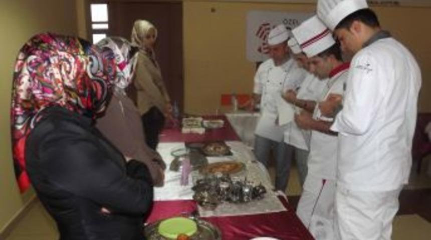 En G&uuml;zel Aşure I&ccedil;in Yarıştılar