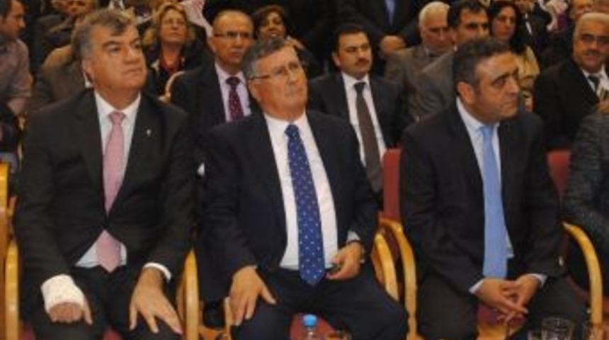 İzmir&rsquo;de 6 Bin Kişi Chp&rsquo;ye Katıldı