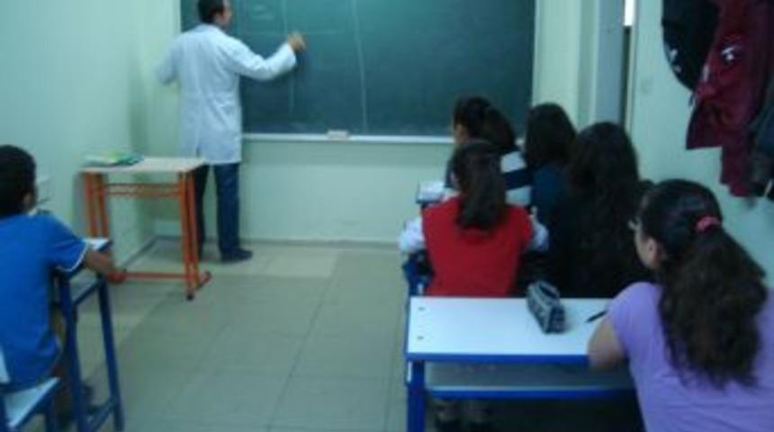 Simav'daki Dershanelerden: Dershaneler Eğitimde Fırsat Eşitliği Sağlamaktadır.