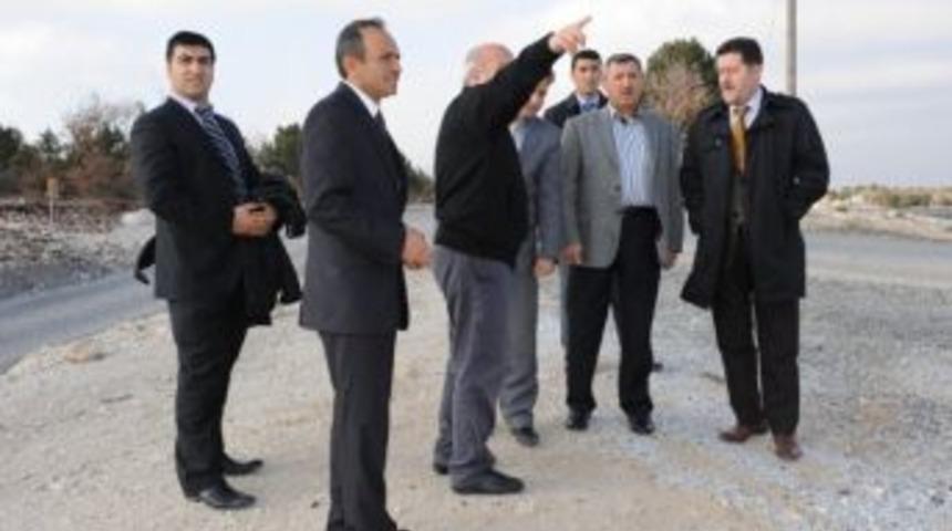 Vali Yılmaz, Kinay Ve Aksoy İle Birlikte Yol &Ccedil;alışmalarını İnceledi