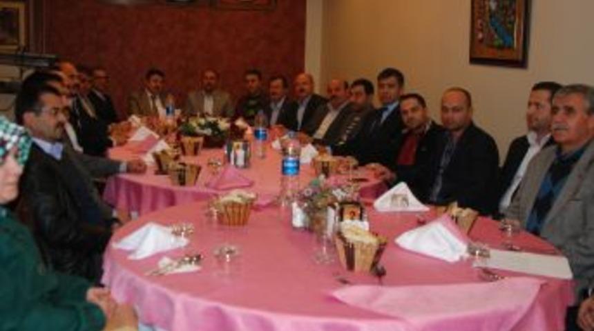 Dershanelerin Kapatılmasına Elbistan&rsquo;dan Sivil Tepki