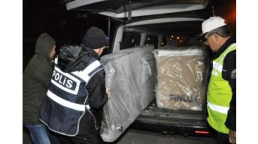 Derin Dondurucu Ve Baza İ&ccedil;inde Ka&ccedil;ak Sigara