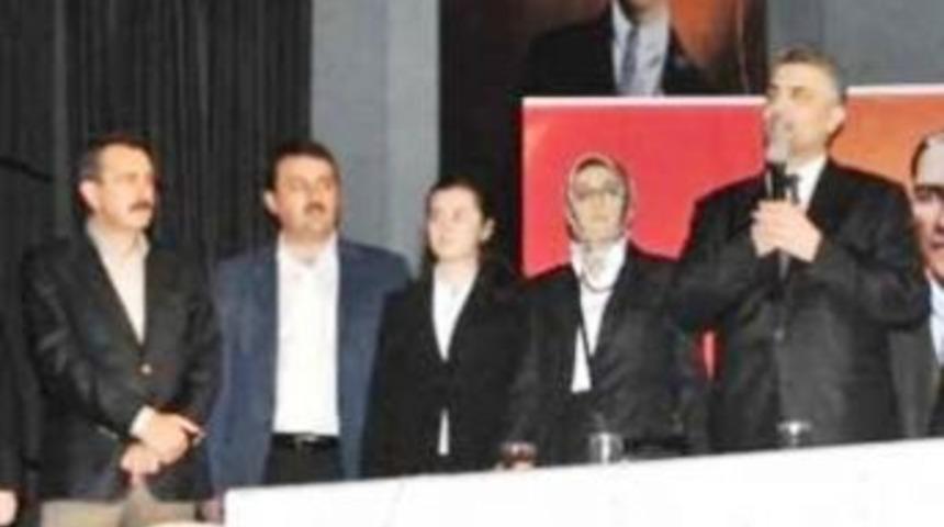 AKP Yalova'da temay&uuml;l yoklaması yaptı