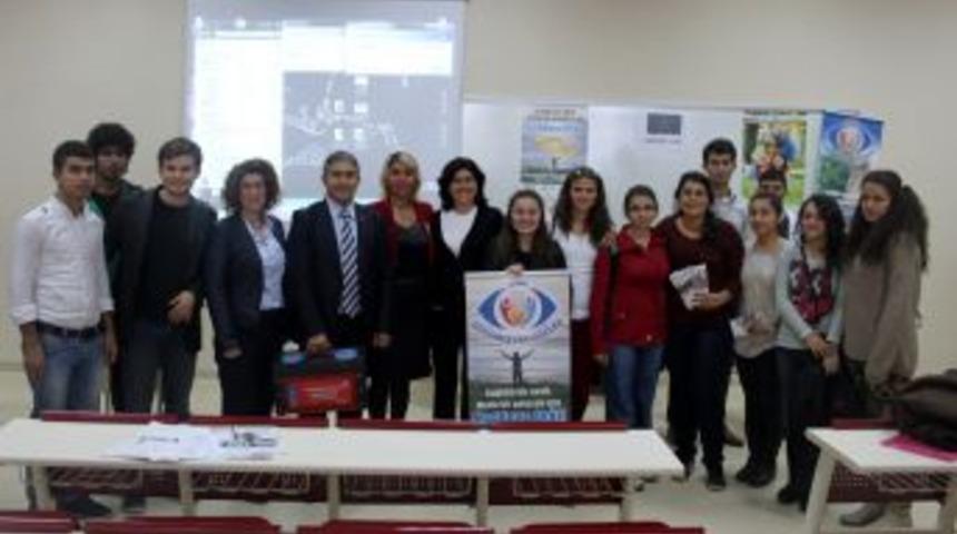 Narkotik Uzmanı Y&uuml;cel: Madde Bağımlılığı Arkadaş Etkisiyle Başlıyor