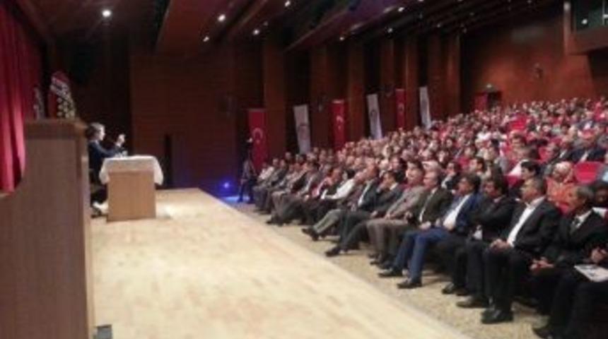 Hala&ccedil;oğlu: "ayasofya İbadete A&ccedil;ılmalıdır"