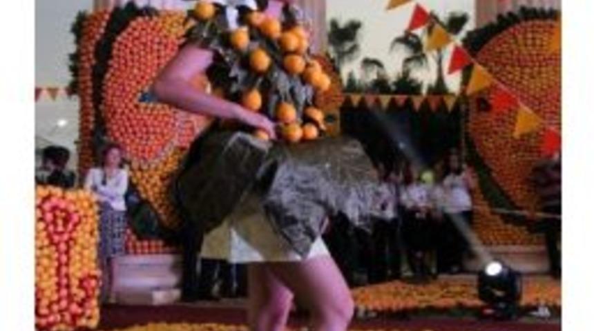 Narenciye Festivali'nde Defile Şov