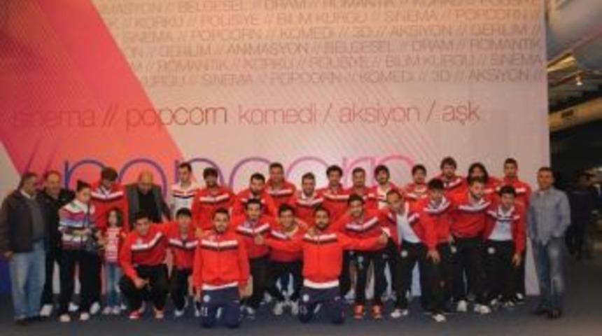 Kahramanmaraş Belediyespor Moral Depoladı