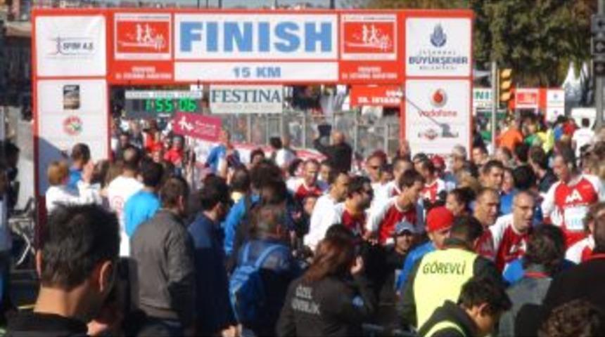 Halk Koşusunun Ikinci Etabı Tamalandı
