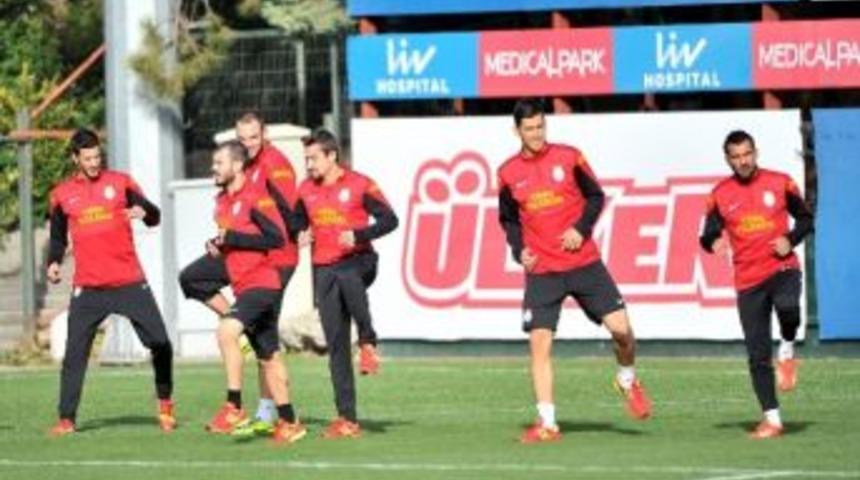 Galatasaray, Sivasspor Ma&ccedil;ı Hazırlıklarını S&uuml;rd&uuml;r&uuml;yor