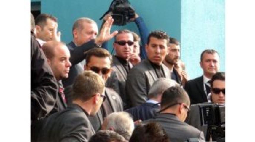 Başbakan Erdoğan Bismil&rsquo;den Ergani İl&ccedil;esine Hareket Etti