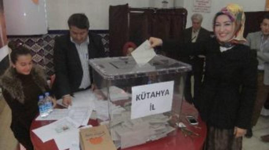 Ak Parti&rsquo;de Temay&uuml;l Heyecanı