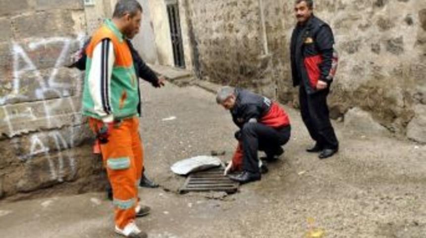 Siverek&rsquo;te Kedi Kurtarma Operasyonu