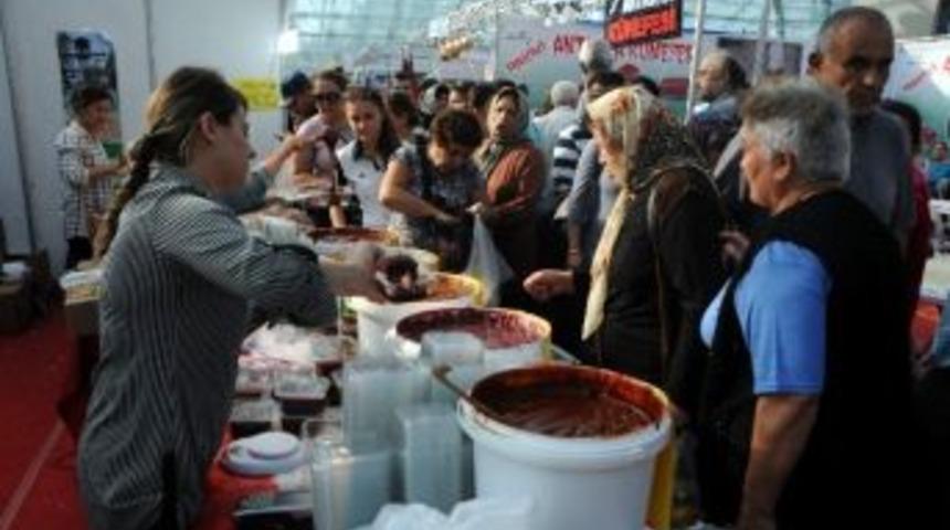 Antalya&rsquo;da Y&ouml;resel &Uuml;r&uuml;nler İlgisi