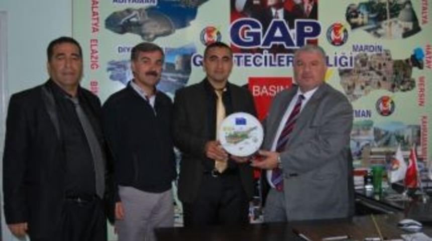 Kktc Adıyamanlılar Derneği, Gap Gazeteciler Birliğini Ziyaret Etti