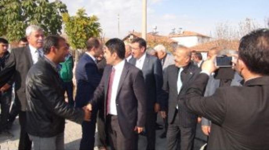 Ak Parti, Ak&ccedil;adağ'da Aşure Etkinliği D&uuml;zenledi