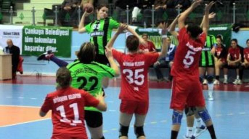 Bayanlar Hentbol S&uuml;per Ligi