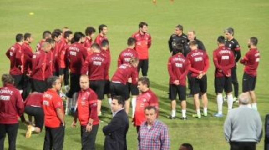 A Milli Takım, Belarus Ma&ccedil;ı Hazırlıklarına Başladı