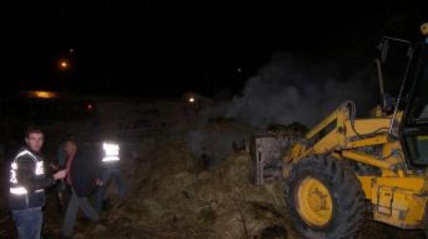 Narman'da Samanlık Yandı