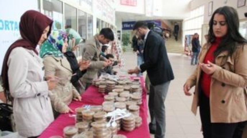 Ortak Akıl&rsquo;dan 3 Yerleşkede Aşure İkramı