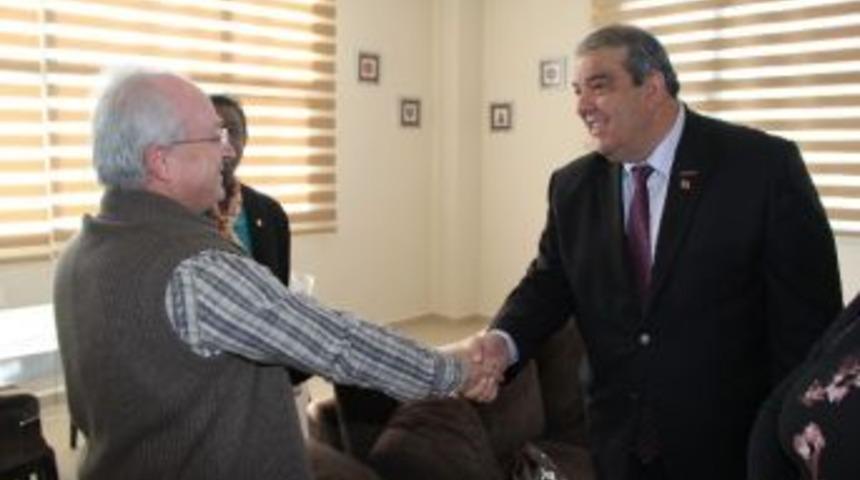 Chp'li Fikret Kar Ahmet Eroğlu Eğitim Tesisini Gezdi.