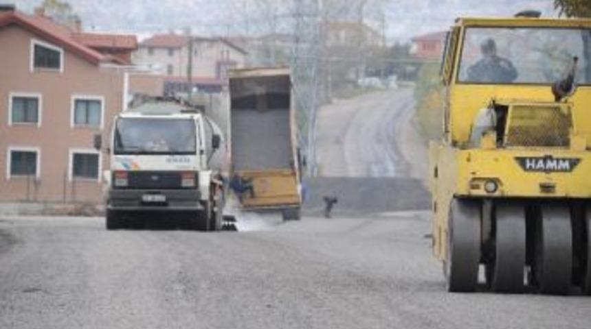 Başiskele&rsquo;de Asfalt &Ccedil;alışmaları Devam Ediyor