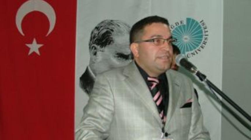 'Dershanelerin Kapatılmasıyla Eğitim Sistemi &Ccedil;ıkmaza Girer'