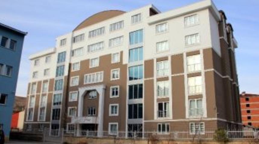 Oltu Anadolu İmam Hatip Lisesi Yurduna Kavuştu