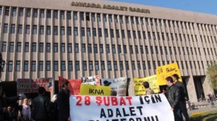 Adalet Platformu'ndan 28 Şubat Eylemi