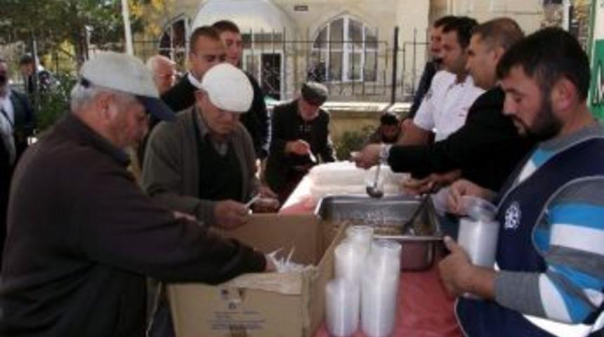 Kayseri Şeker Fabrikası Aşure Dağıttı