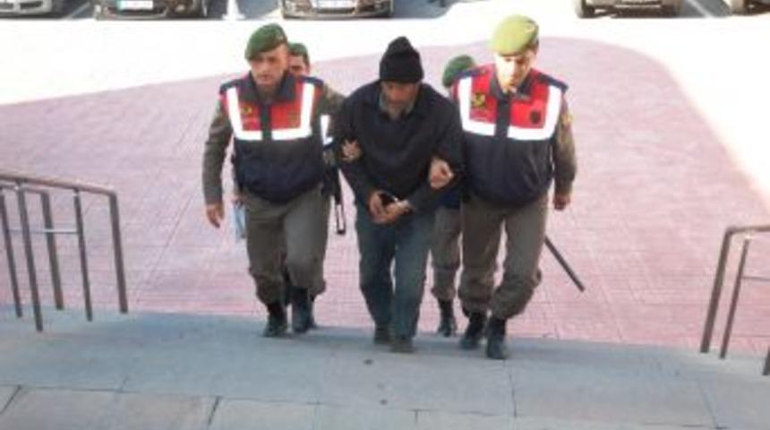 Oğlunun Katil Zanlısı 32 G&uuml;n Sonra &Ccedil;oban Kılığında Yakalandı